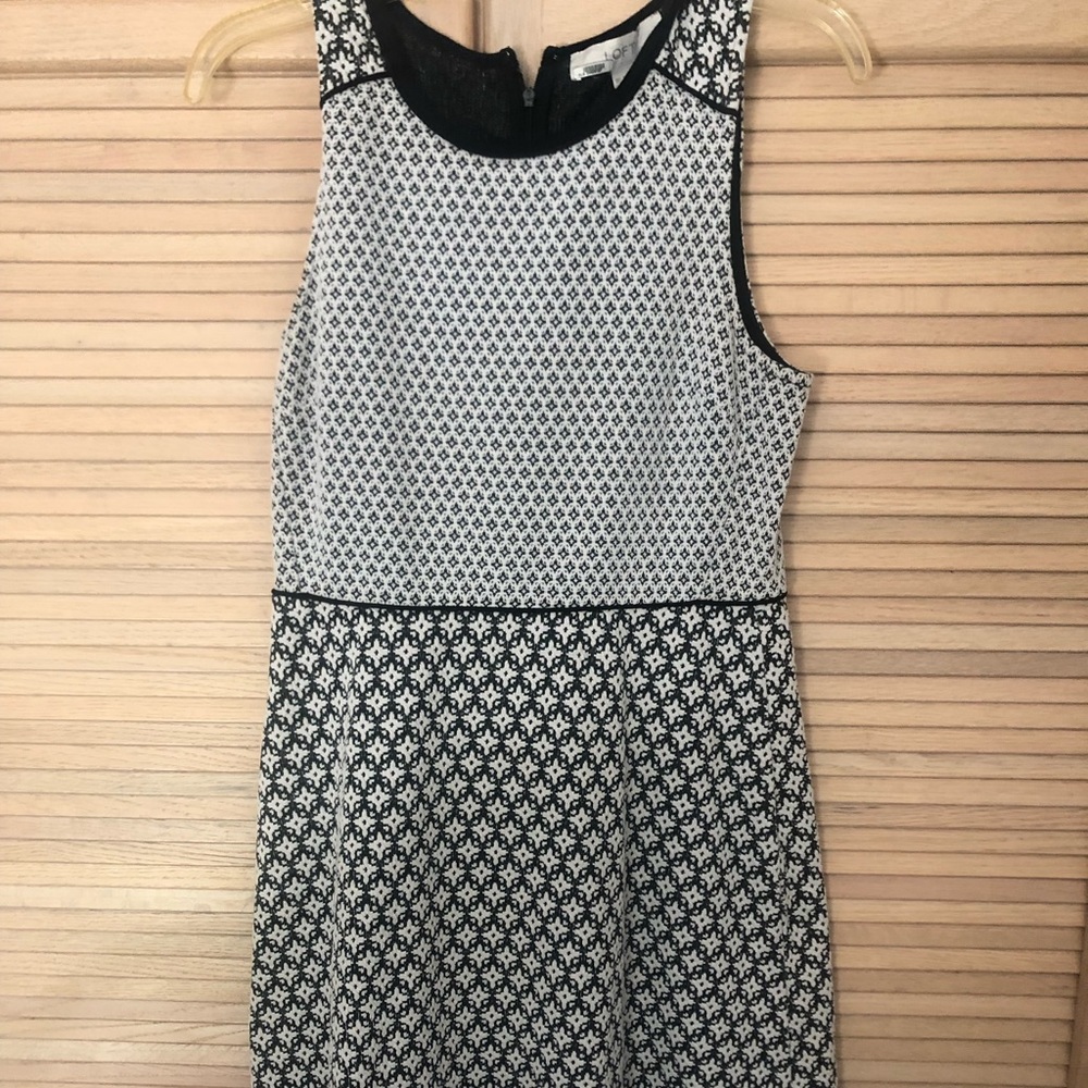 LOFT black and white pattern PETITE dress
